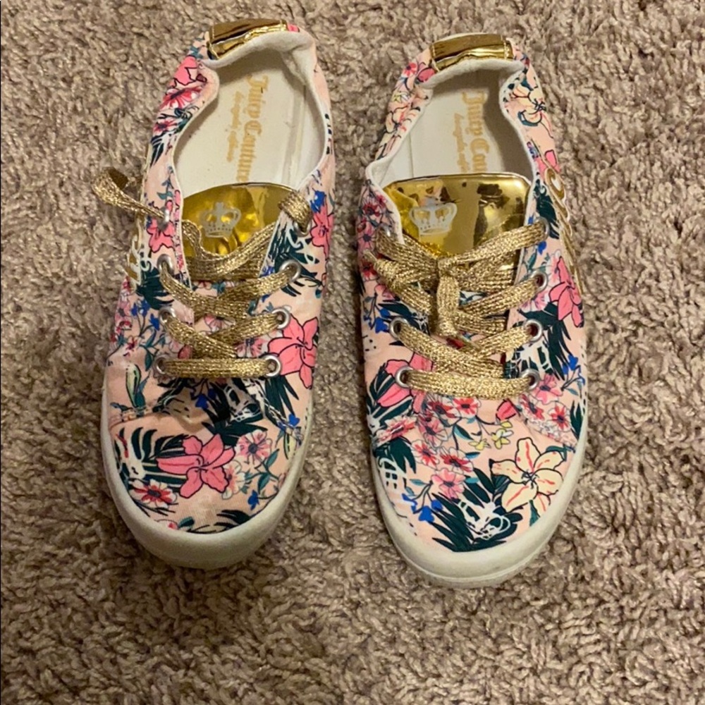 Girls shoes